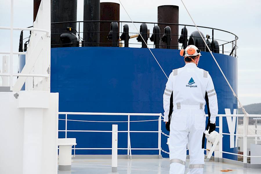 Seapeak worker standing on vessel